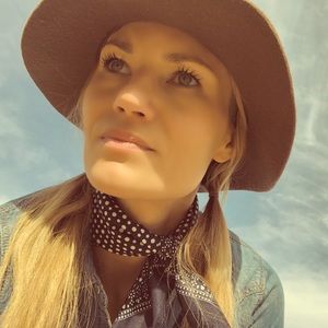 Meet your Posher, Tanna